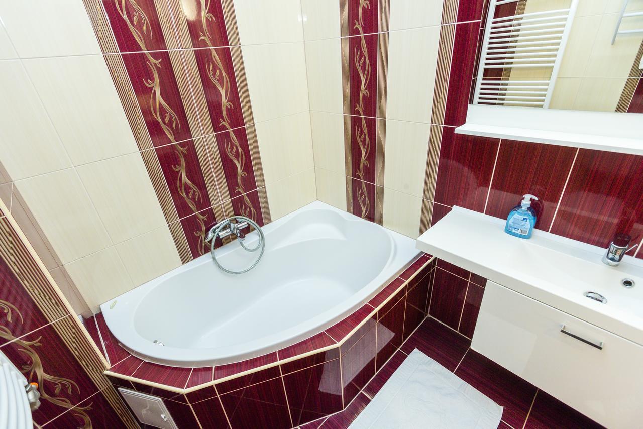 Almafa Apartmanhaz Έγκερ Εξωτερικό φωτογραφία