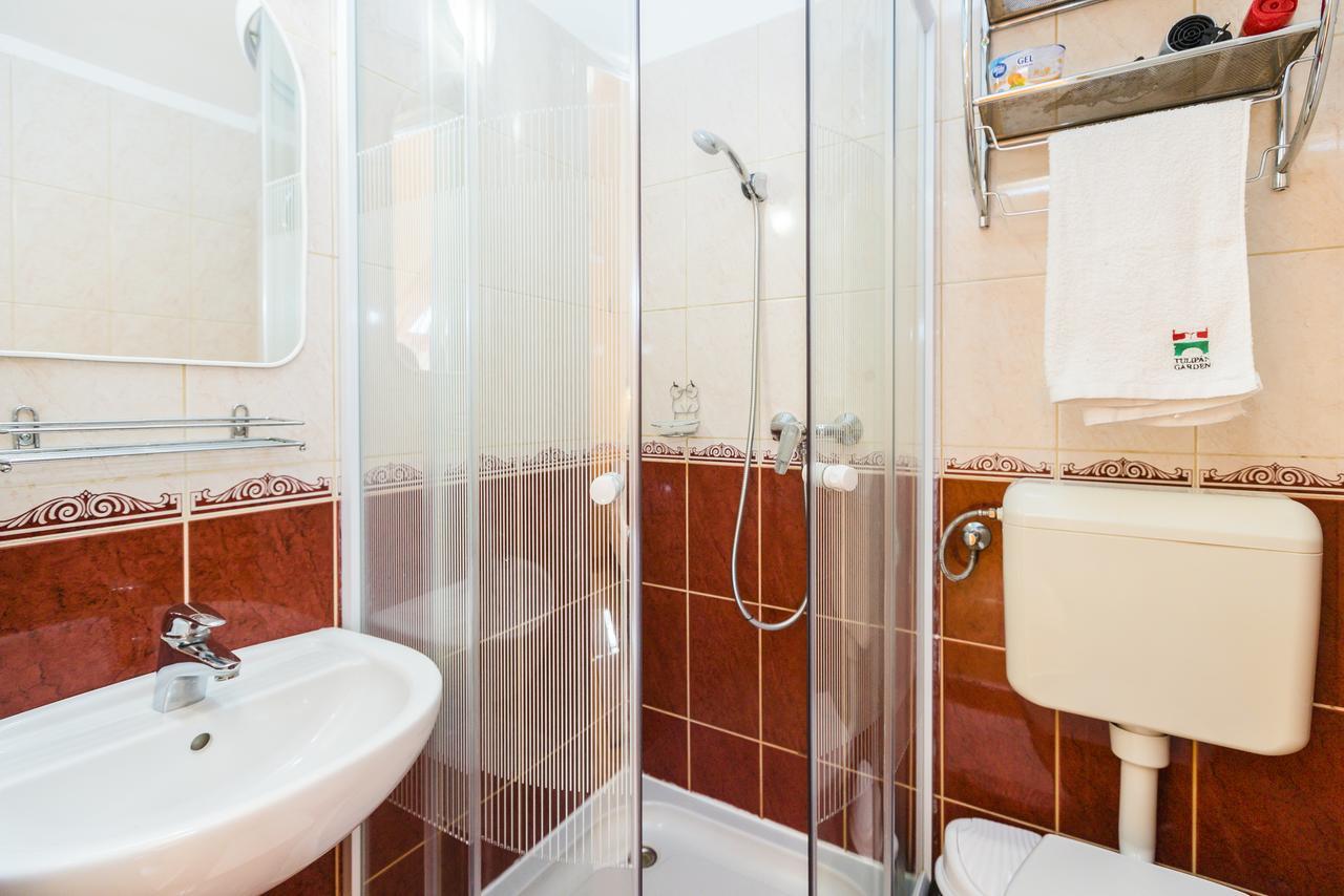 Almafa Apartmanhaz Έγκερ Εξωτερικό φωτογραφία