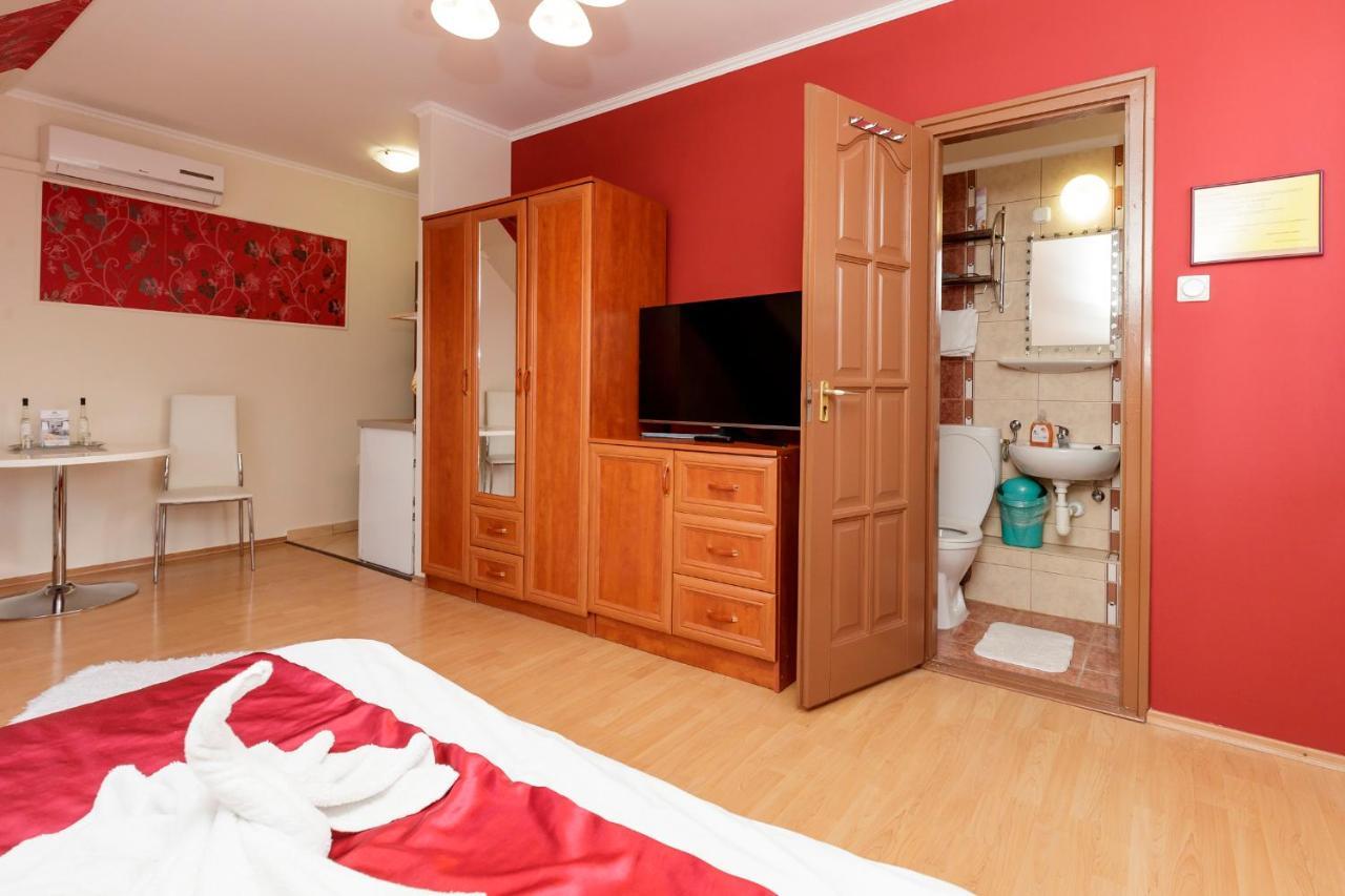 Almafa Apartmanhaz Έγκερ Εξωτερικό φωτογραφία