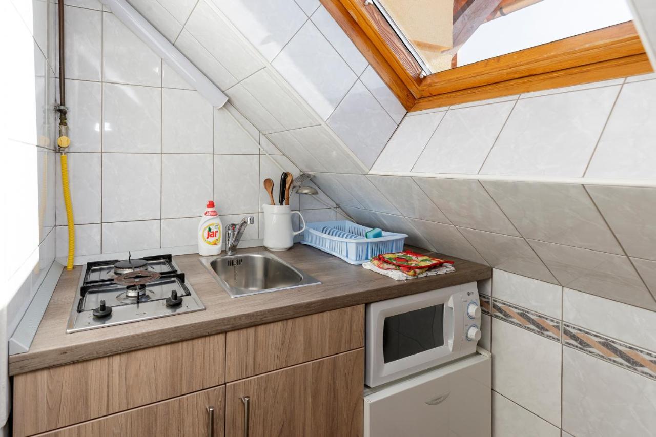Almafa Apartmanhaz Έγκερ Εξωτερικό φωτογραφία
